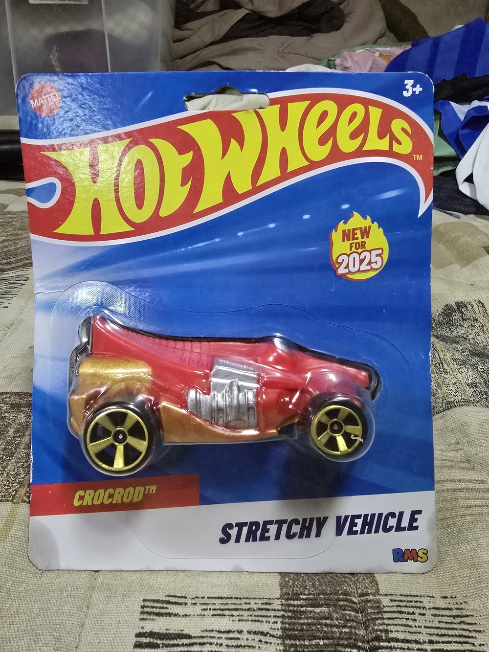 Hot Wheels Stretchy Vehicle Crocrod - Red and Gold